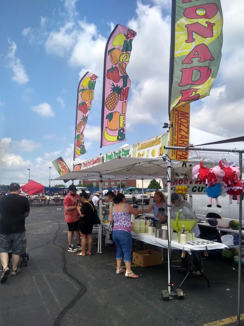 Cash Remains King But Some Vendors Accept Modern Payment Methods