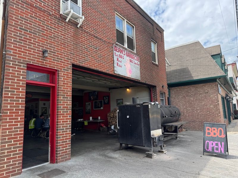 Bean's Barbeque, Edinburg, VA