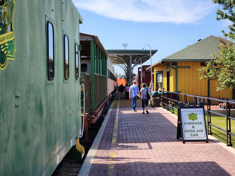 The Dedicated Volunteers Who Keep History Alive