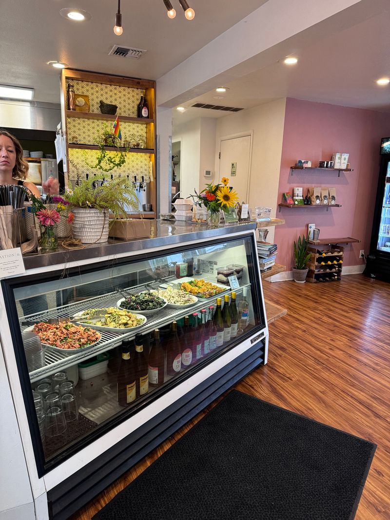 Counter Service System That Keeps Quality High