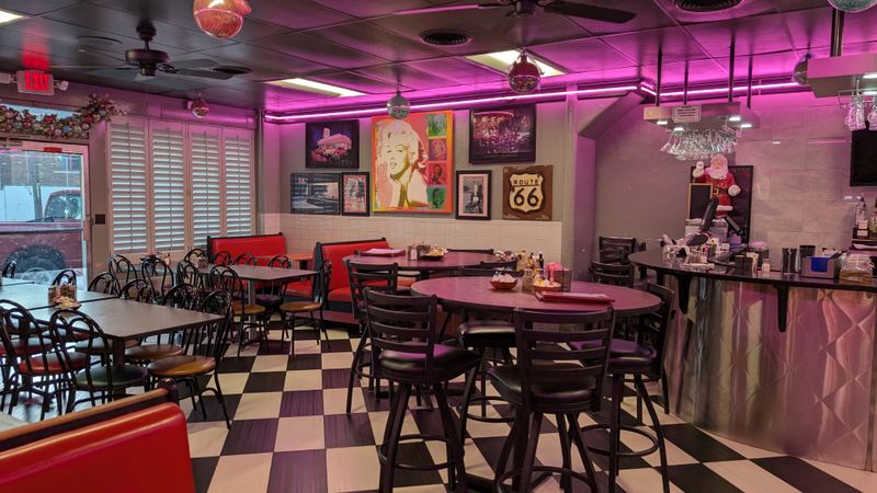 The Atmosphere Captures Diner Culture Perfectly