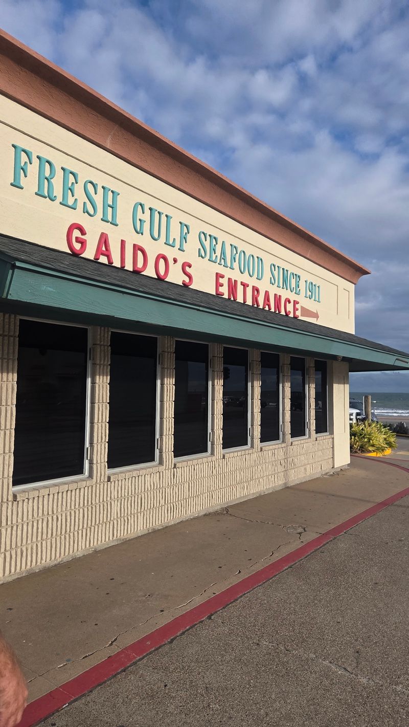 Location Right on the Seawall