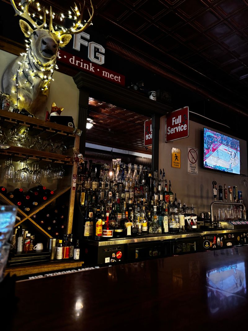 Fresh Crab Cakes That Rival Coastal Seafood Joints