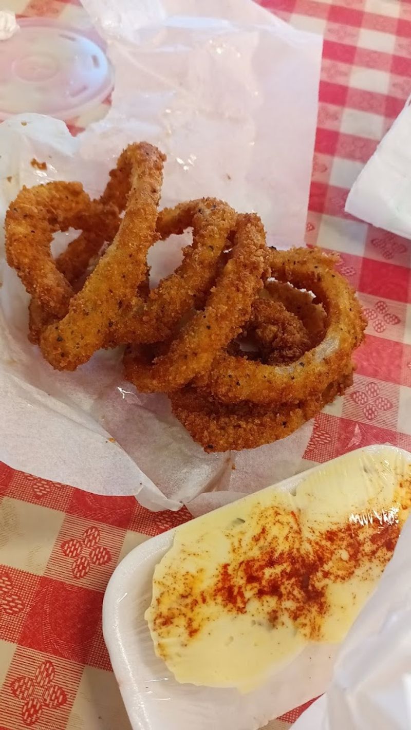 Onion Rings That Deserve Their Own Fan Club