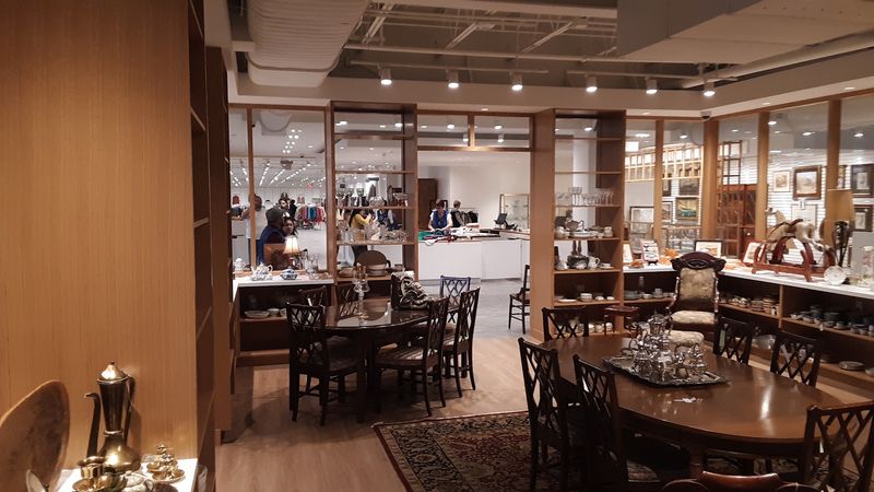 Why Blue Bird Circle Belongs on Every Houston Thrifter's List