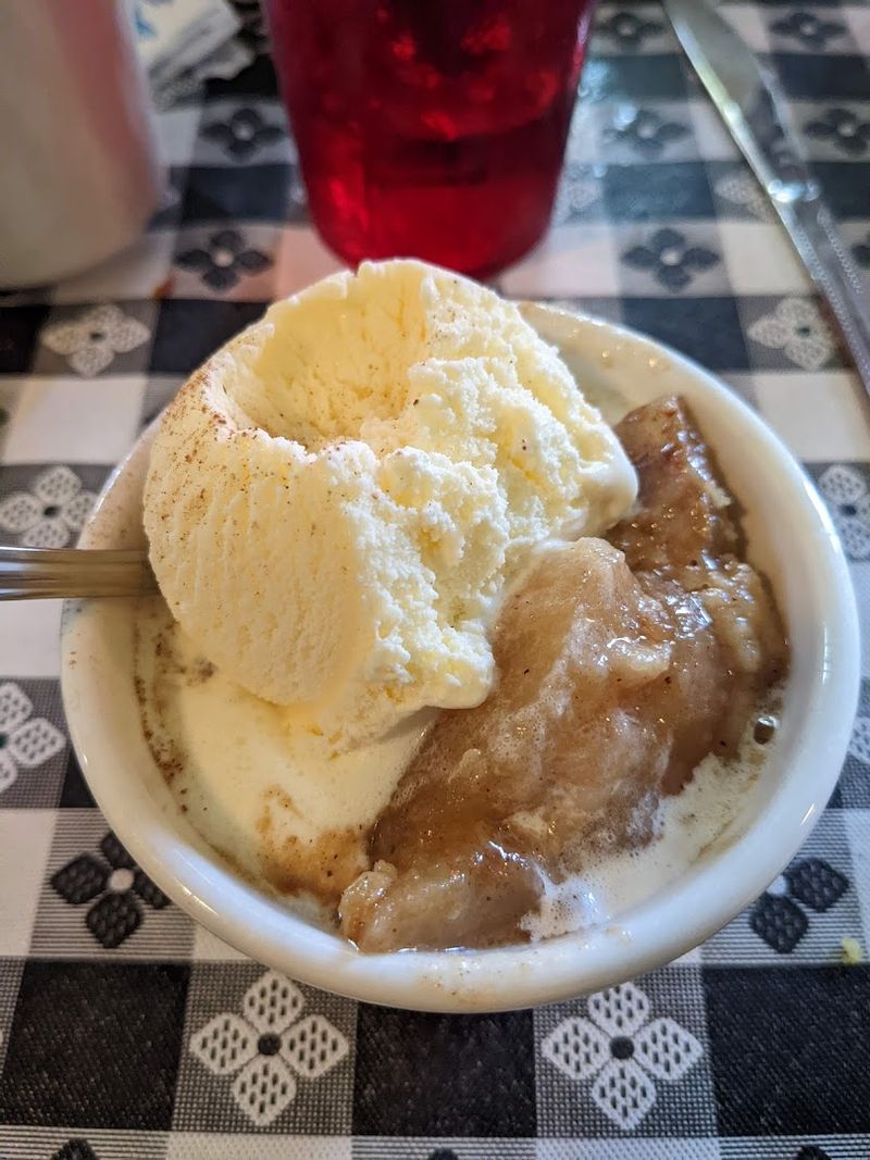 Apple Cobbler With Ice Cream That Completes The Feast