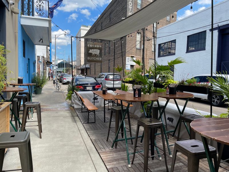 A Quick Lunch That Somehow Becomes A Full Hour