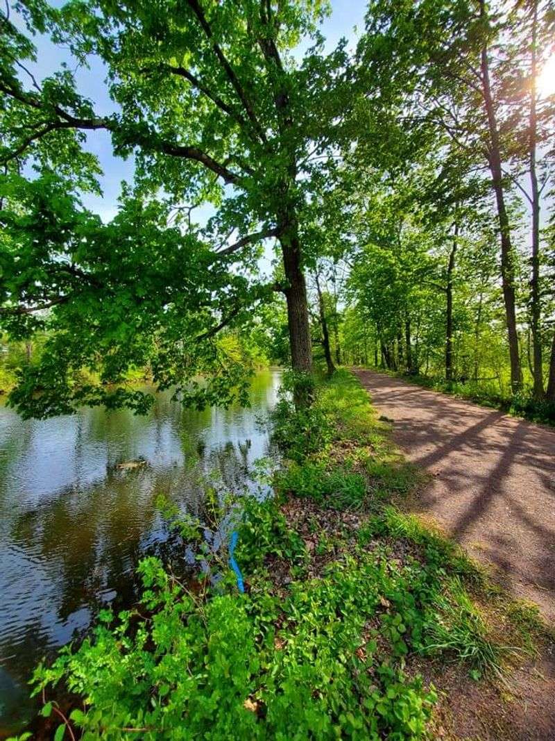 Colonial Park Section Through Somerset County