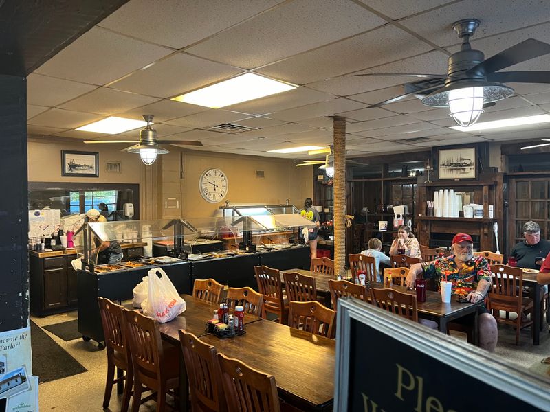 B&J’s Steaks And Seafood, Darien