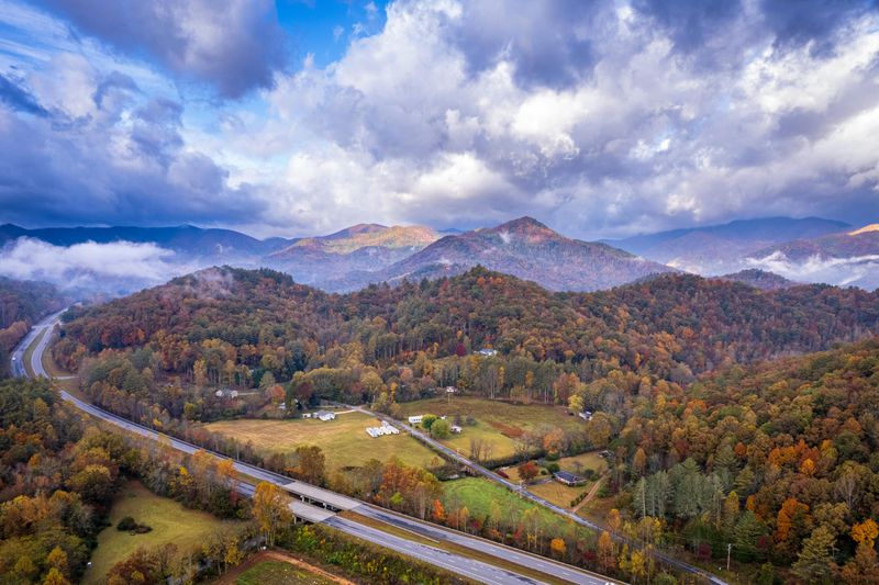 Mild Seasons Extend Travel Windows