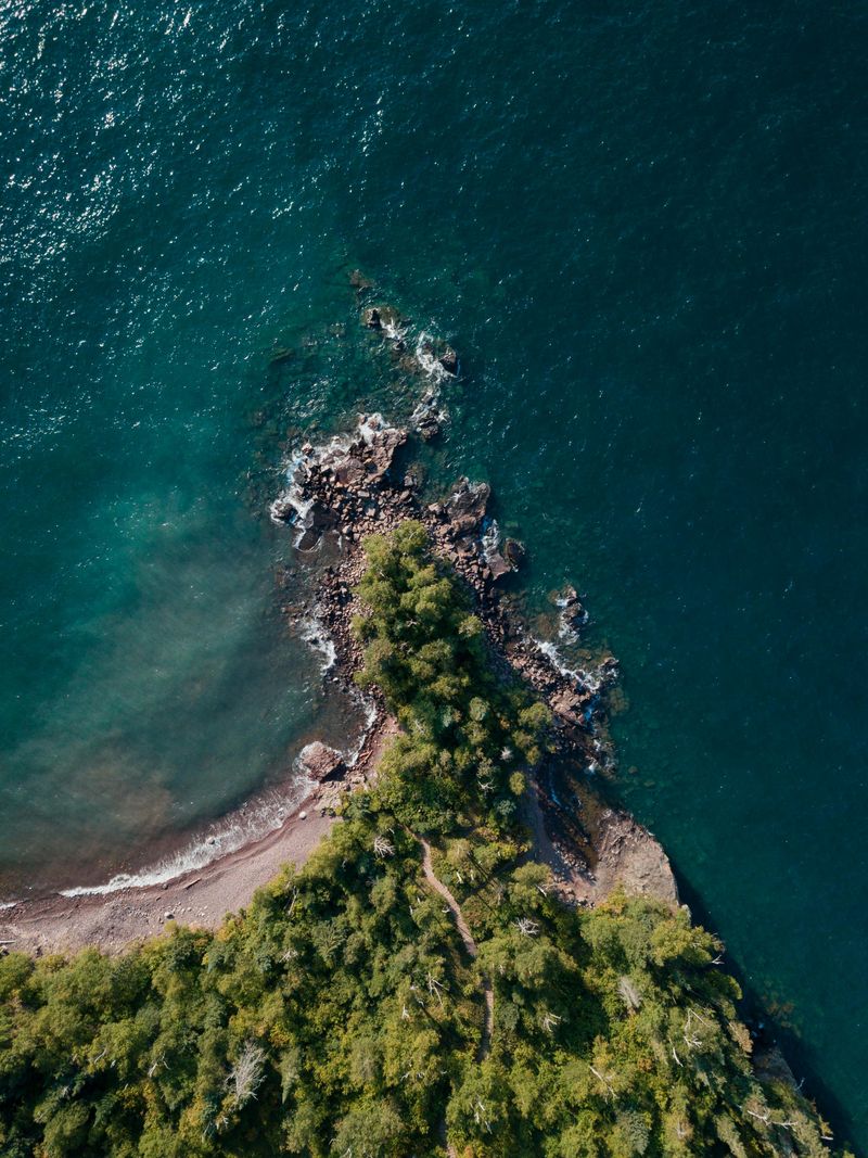 Freshwater Coastlines That Feel Ocean-Scale