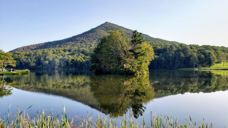 Peaks of Otter Overlook
