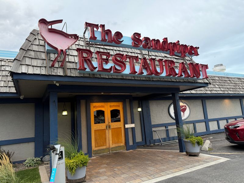 Sandpiper Restaurant