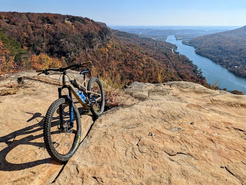 Edward’s Point (Signal Mountain Area Overlook)