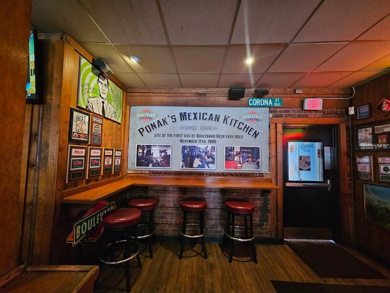 Walking In, You Can Tell Regulars Have A System