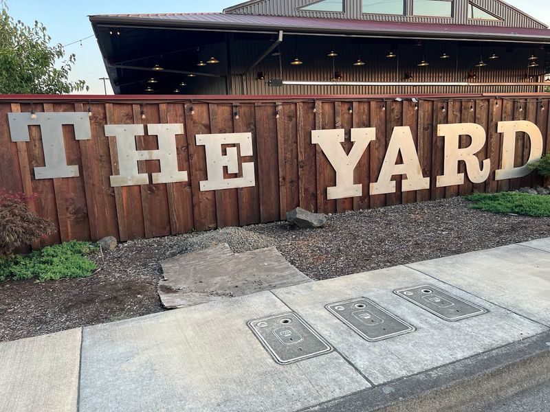 Prime Location Near I-5 for Easy Access