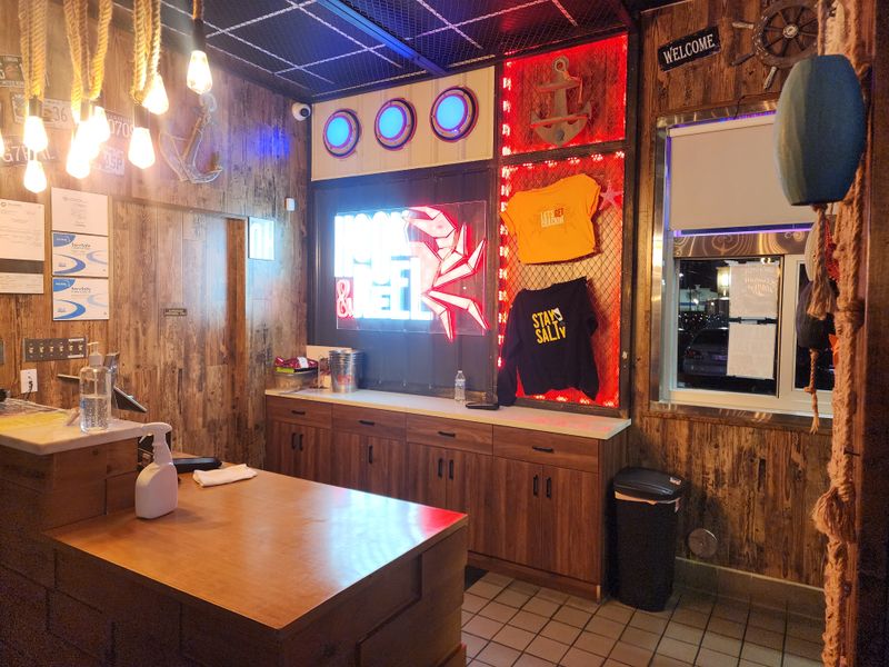 All-You-Can-Eat Seafood Boils That Redefine Value