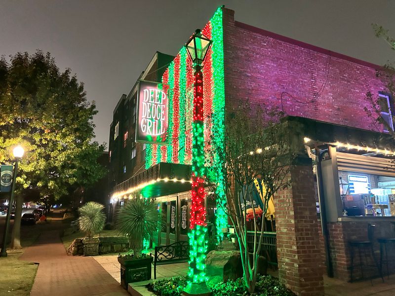 Seasonal Decorations That Create Buzz