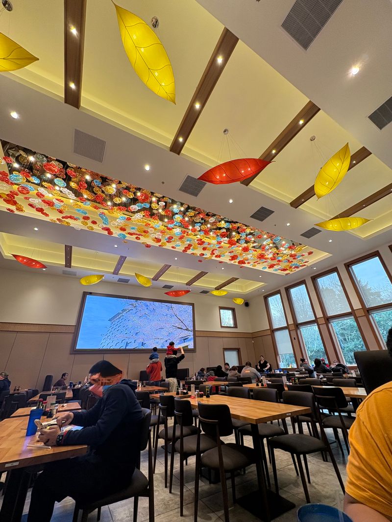 Perfect Group Dining Destination For Everyone