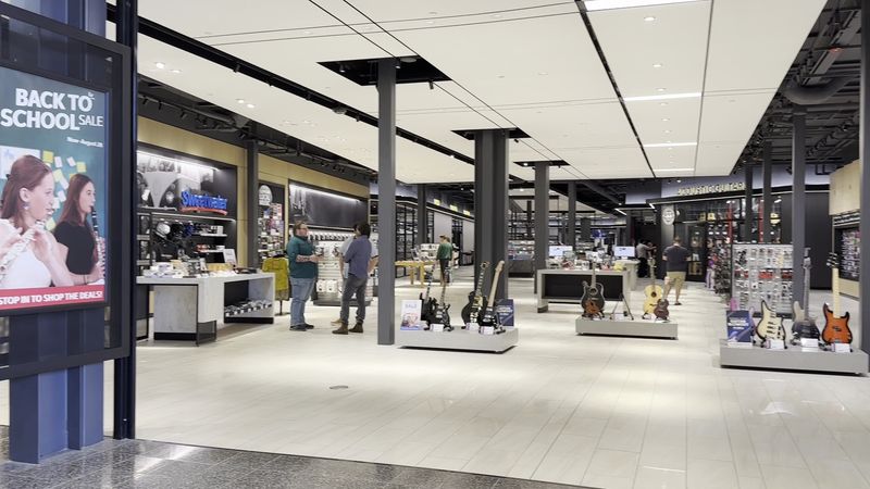 Legendary Customer Service That Goes the Extra Mile