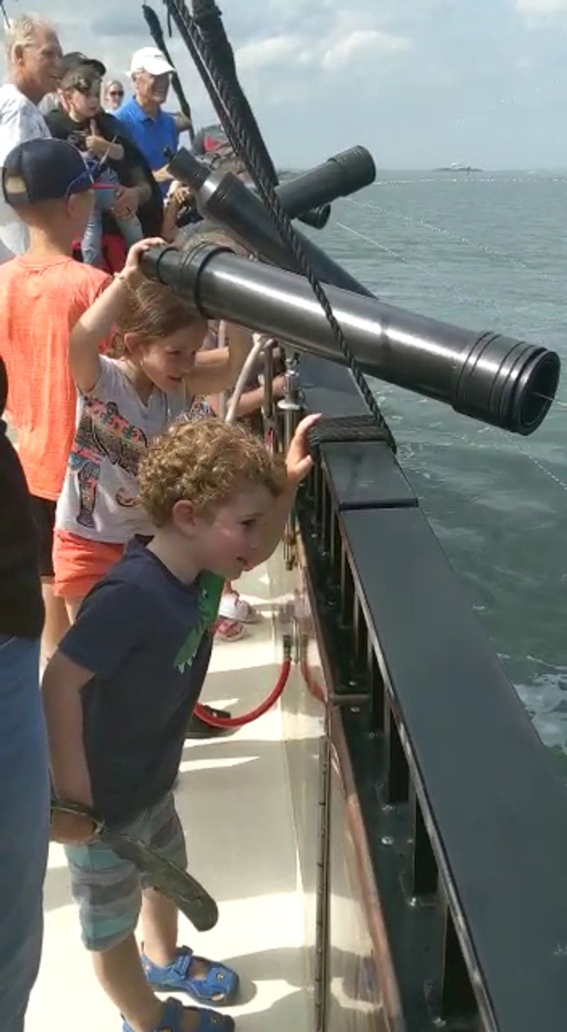 Perfect for Younger Kids and First-Time Sailors