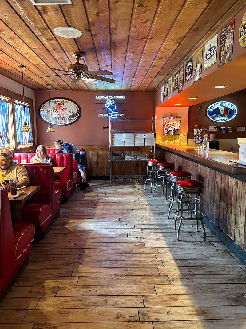 The Nostalgic Atmosphere That Completes the Experience