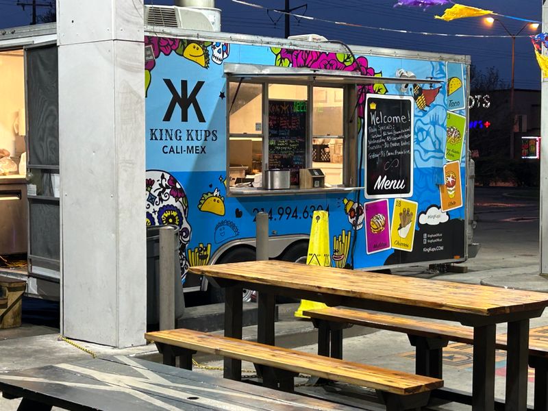 King Kups Cali-Mex, Texas