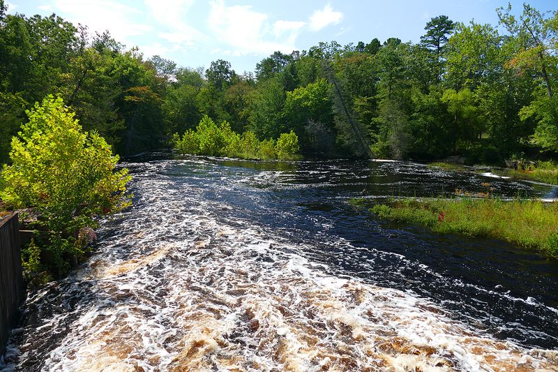 Batsto River Canoe Trail Through Ghost Territory