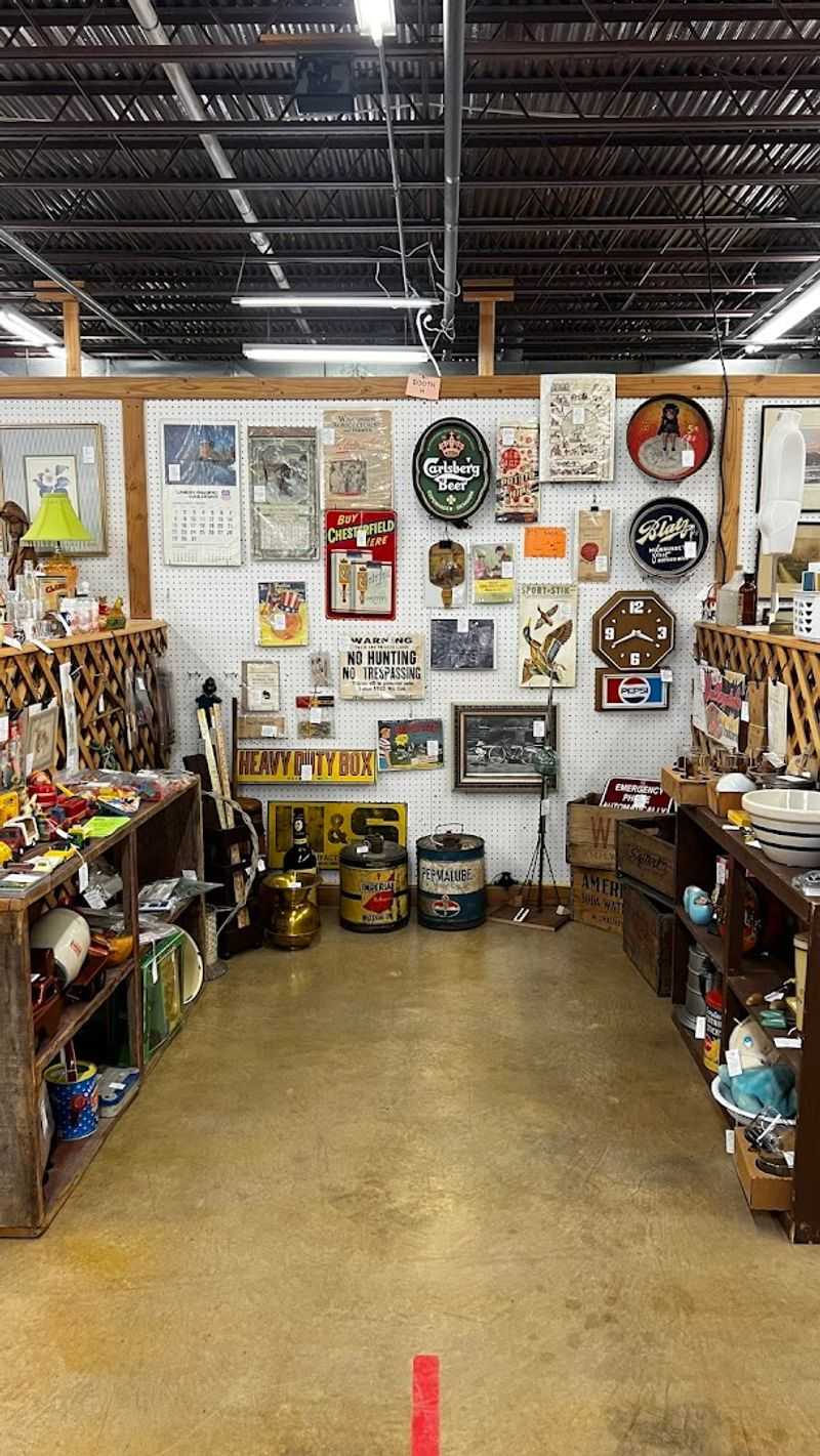 Dealer Booths That Make Every Corner Feel Different