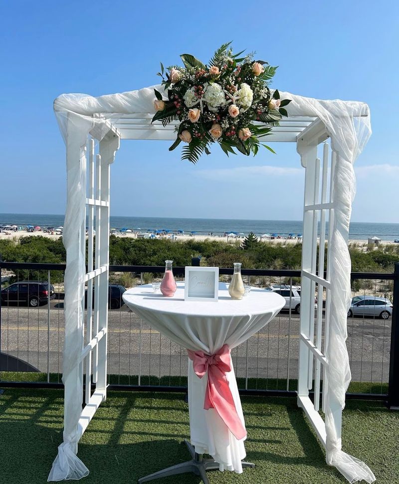 Scenic Waterfront Views Along the Delaware Bay