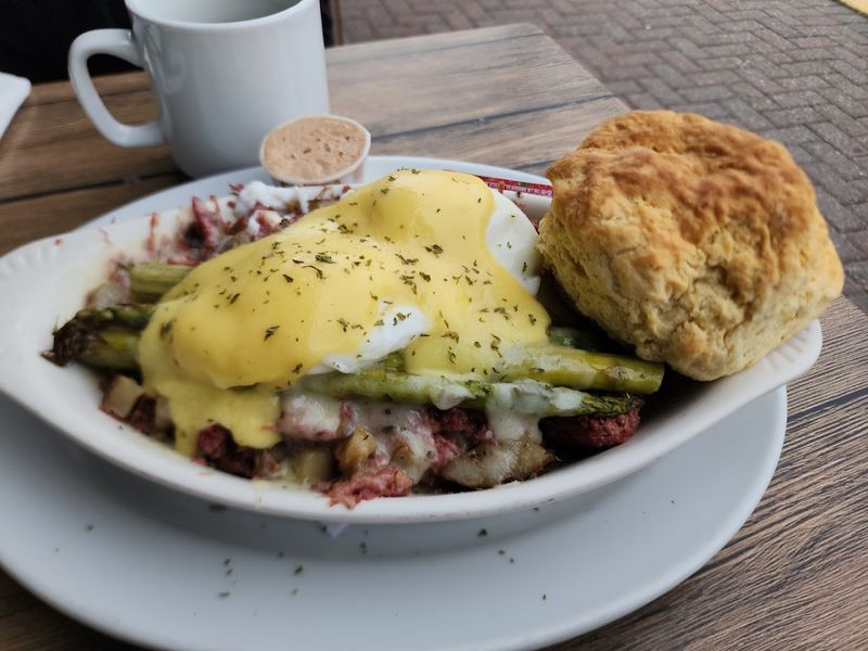 Dave's Homemade Corned Beef Hash: A Crowd Favorite Worth Knowing About
