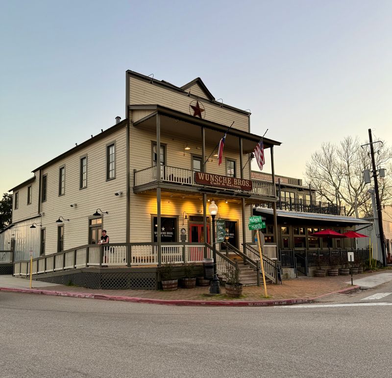 Wunsche Bros. Cafe & Saloon