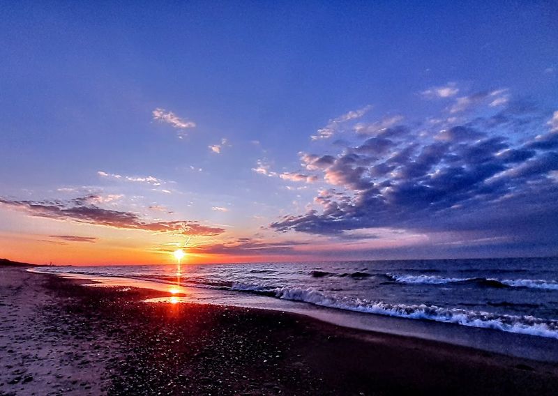 Stargazing and Meteor Showers Make Night Visits Unforgettable