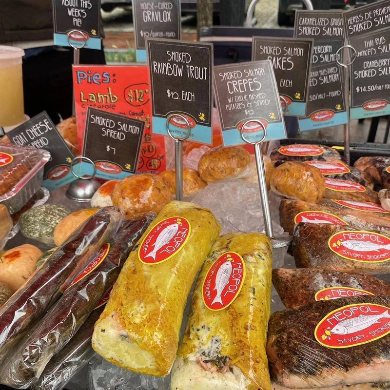 Hot Breakfast Booths That Beat Sit-Down Prices