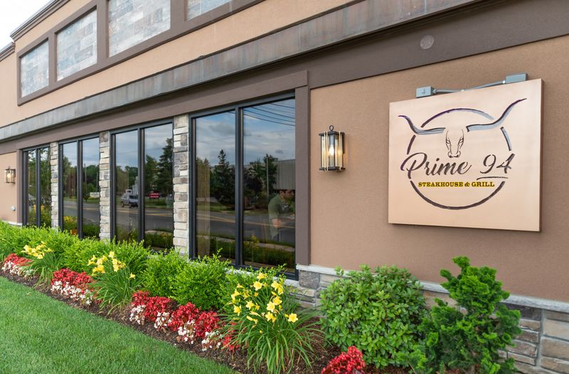 Fresh Oyster Selection That Rivals Coastal Hotspots