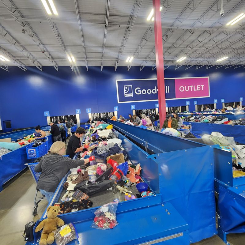 Pay-By-The-Pound Pricing That Saves You Serious Cash