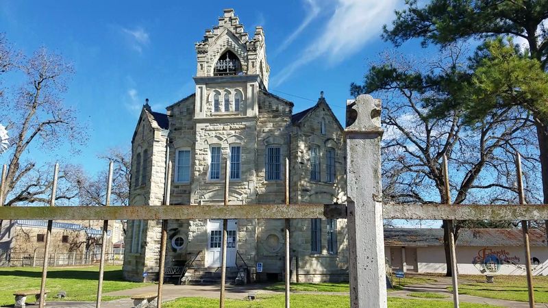 The N.W. Faison Home and Texas Heroes Museum