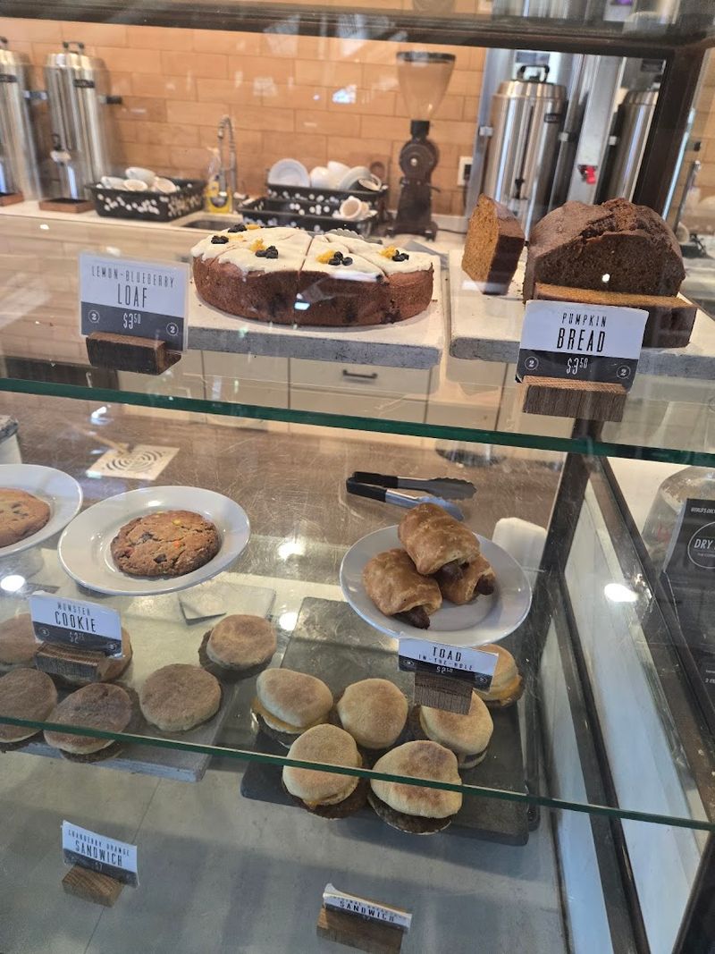 Fresh-Baked Goods That Actually Deserve The Spotlight