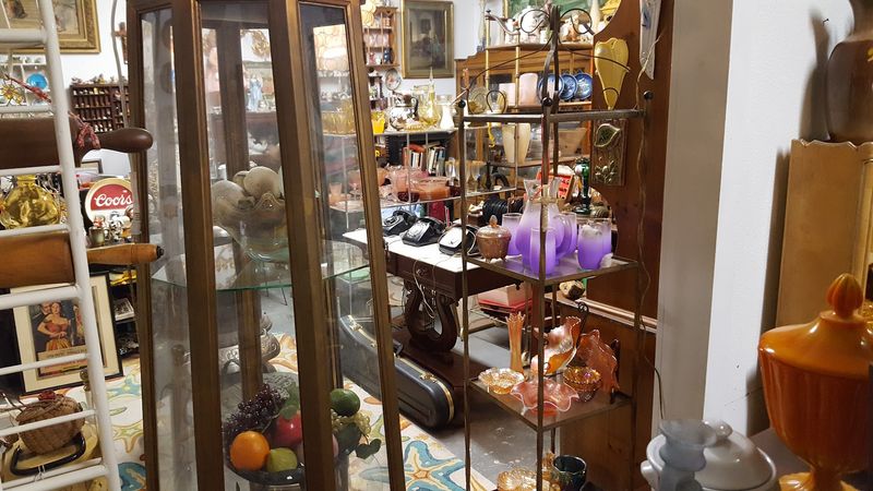 Antiques and Collectibles That Tell Real Stories