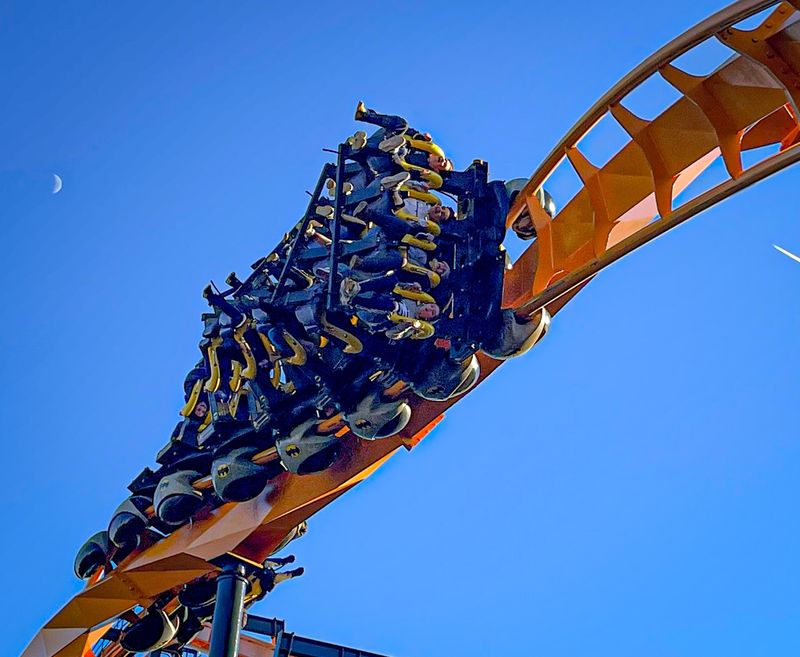 Batman The Ride: The Inverted Classic That Never Gets Old
