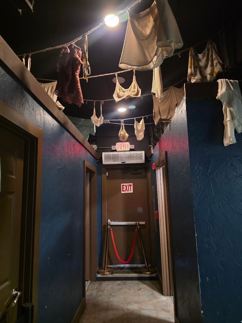 The Glow-in-the-Dark Laundry Theme That Actually Works