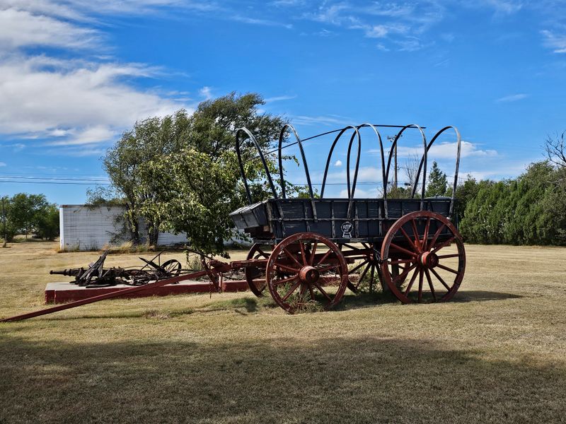 Dot's Mini Museum and Route 66 Treasures