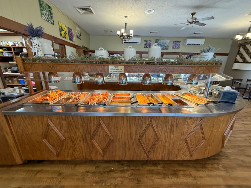 Stoll's Lakeview Restaurant - Loogootee