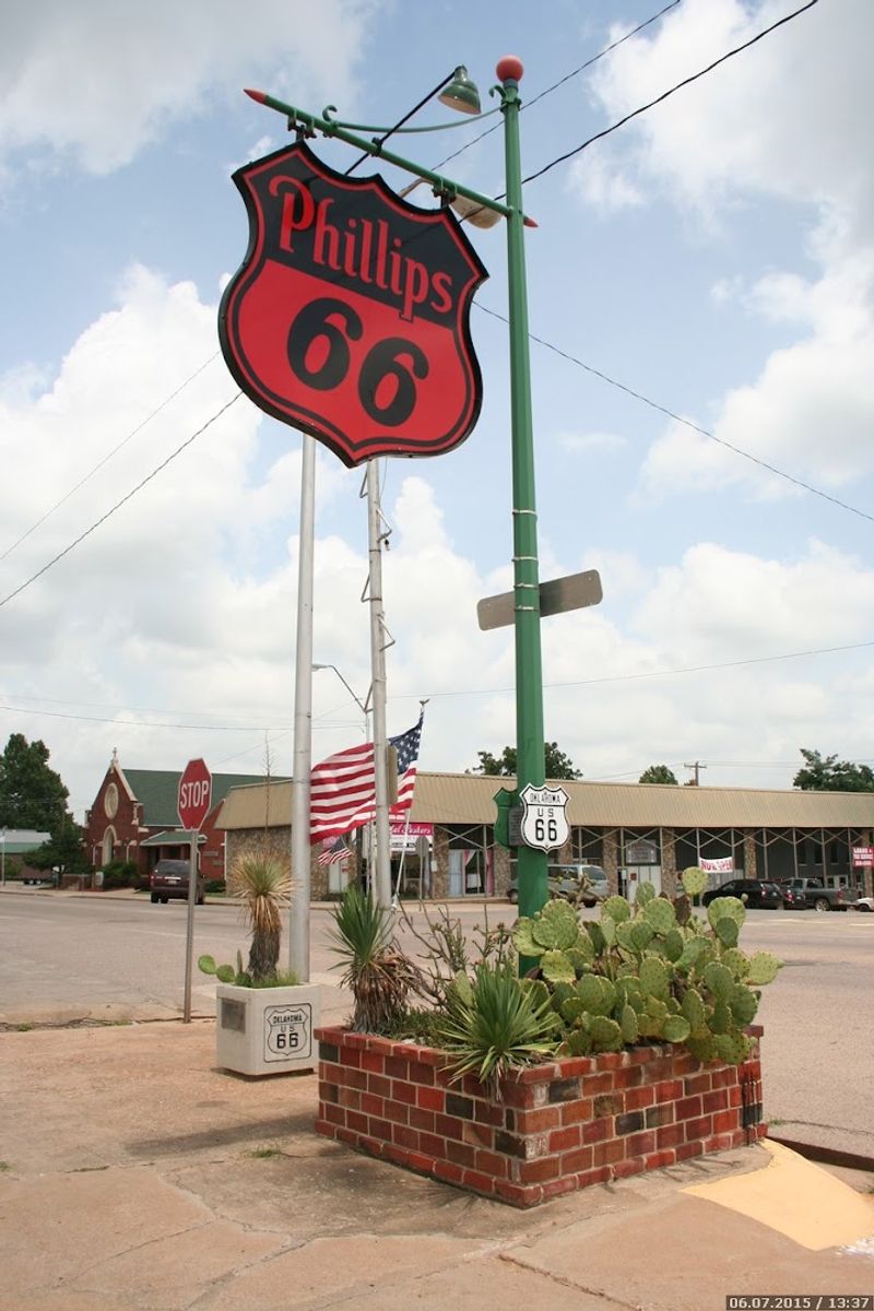 Quirky Roadside Finds That Make You Pull Over