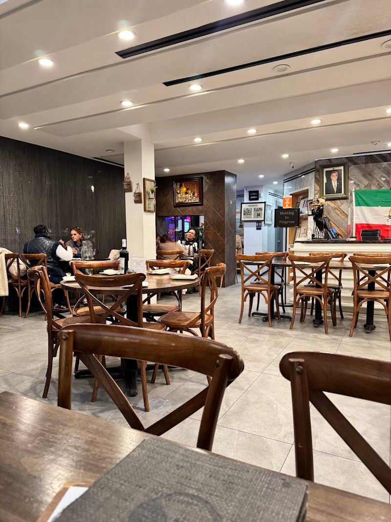 Amooo's Coffee (McLean)