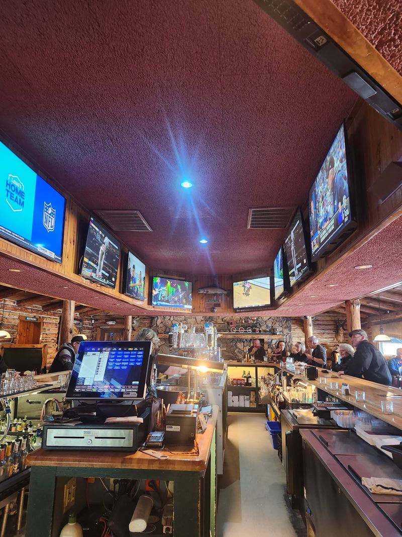 Convenient Location Right on Route 33 in Freehold