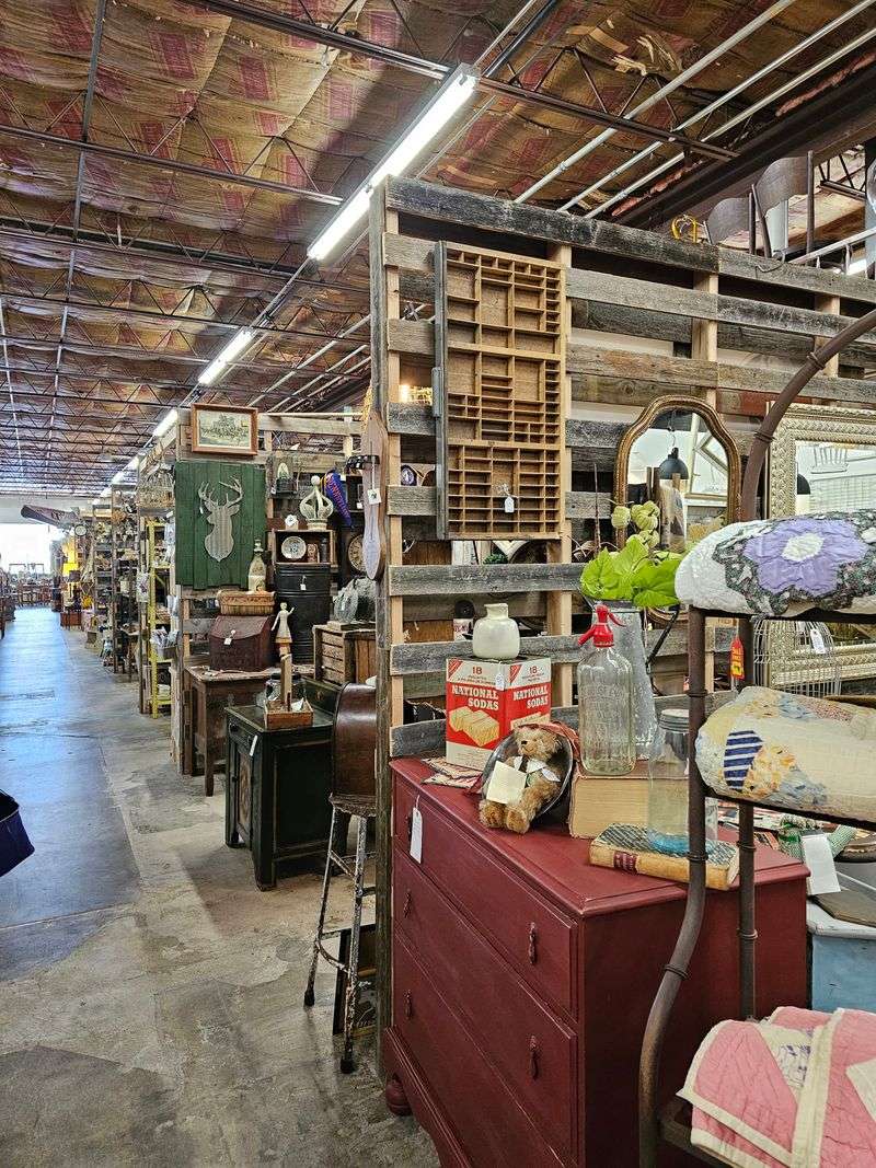 A Sprawling Layout That Demands Your Time