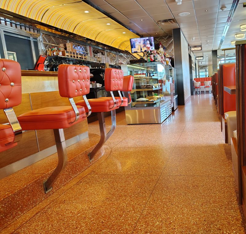 Art Deco Atmosphere That Takes You Back in Time