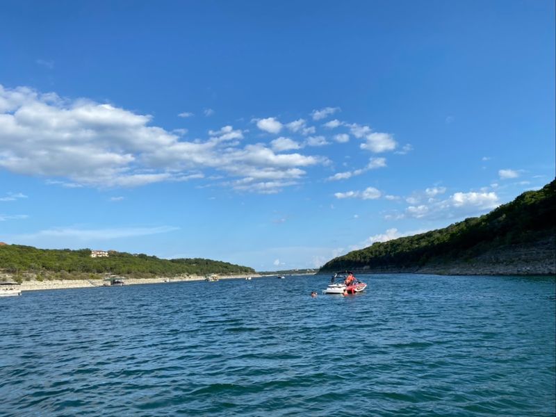Boating on Lake Travis and the Increasing Traffic on the Water