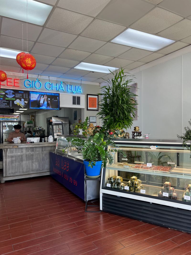 Ba Lee Sandwich Shop, Texas